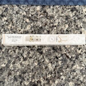 Yara Eau de Parfum Natural Spray - White